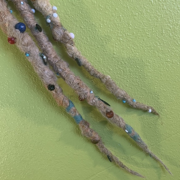 Three Festive Hair Extension Ornaments - Picture 6 of 6